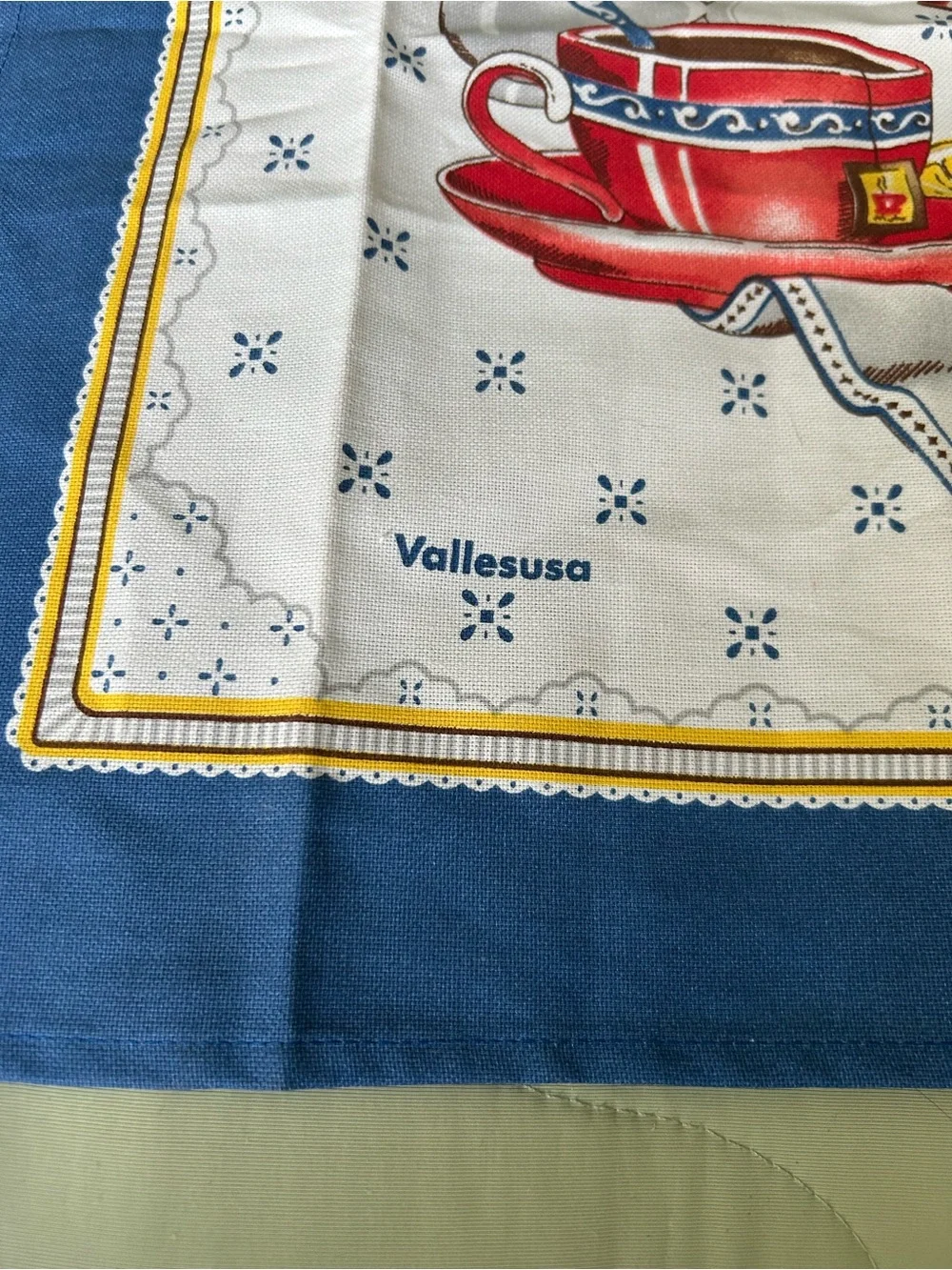 Vallesusa Tea Time Towel Tapestry Red + Blue Teapot + Cup with Saucer and Lemon